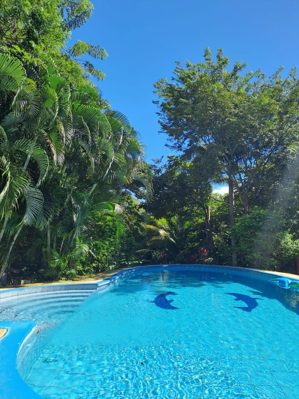 Hotel Georgi Cr Veintisiete de Abril Esterno foto