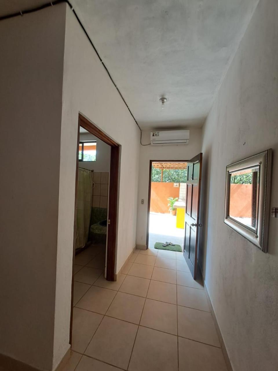 Hotel Georgi Cr Veintisiete de Abril Esterno foto